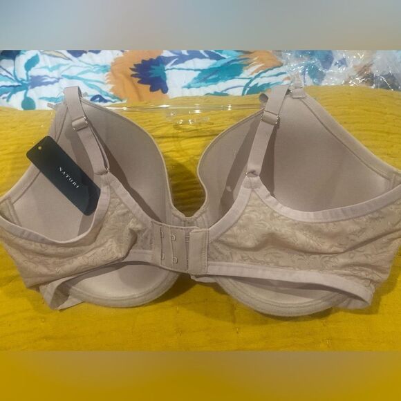 Natori Sheer Jacquard Lace Bra - Picture 5 of 6